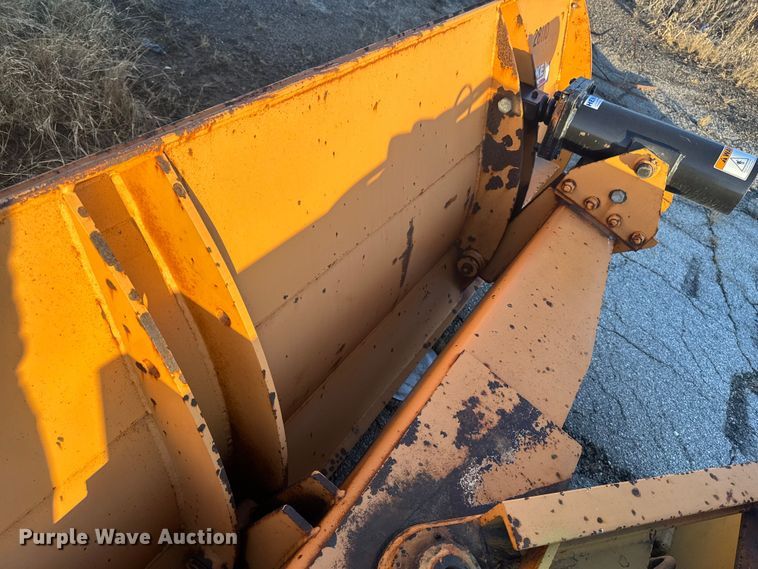 image for item EA2056 Henke REL 12 wheel loader snow plow