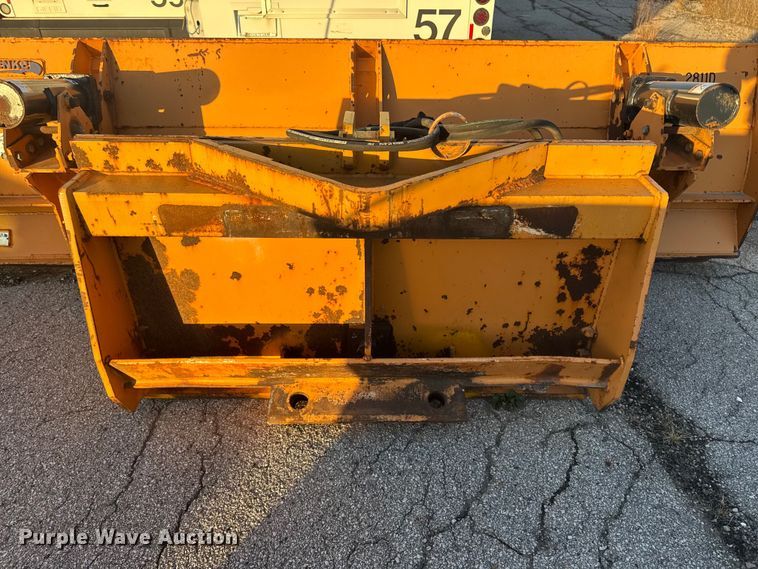 image for item EA2056 Henke REL 12 wheel loader snow plow