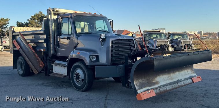 image for item EA2057 2014 Freightliner 108SD dump truck