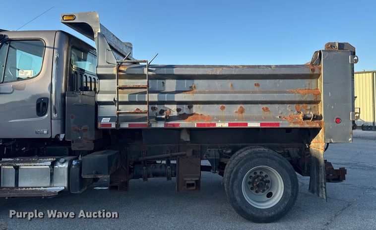 image for item EA2057 2014 Freightliner 108SD dump truck