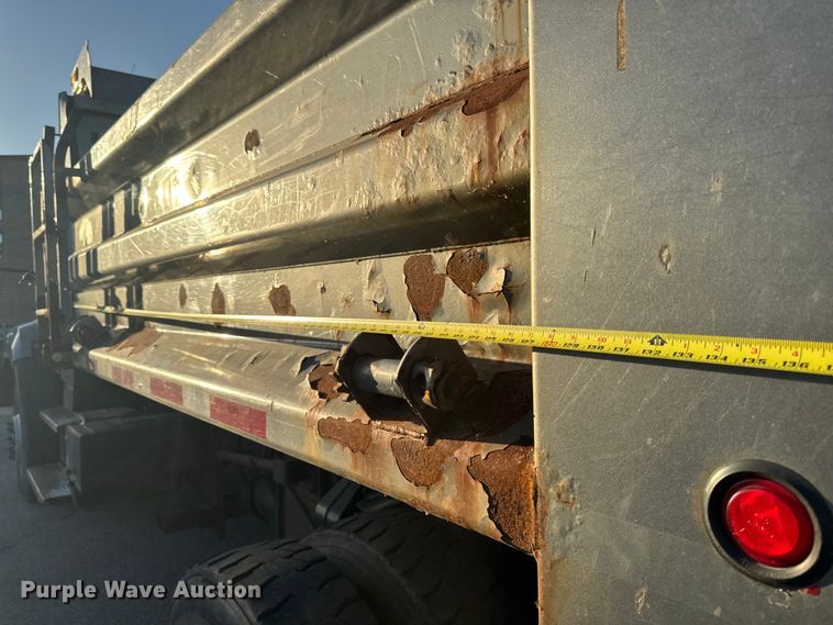 image for item EA2057 2014 Freightliner 108SD dump truck