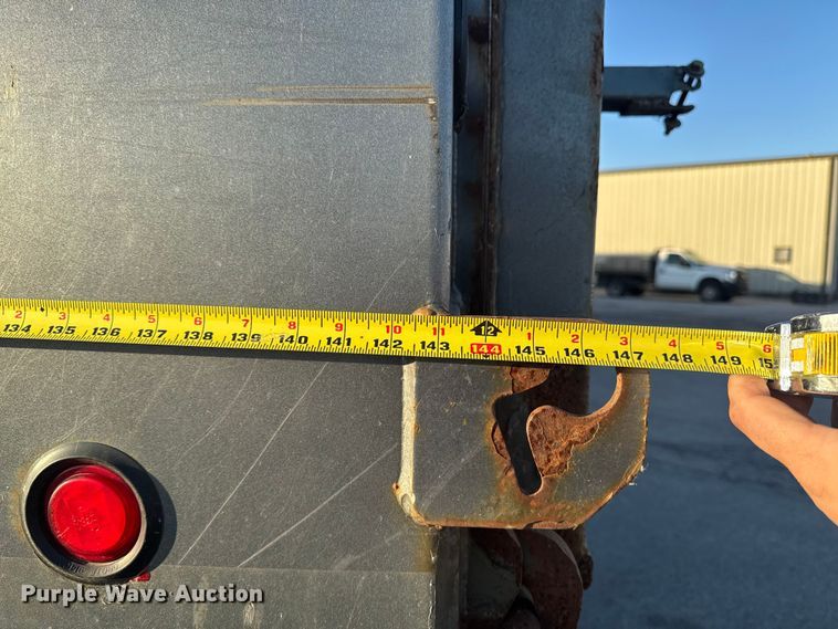 image for item EA2057 2014 Freightliner 108SD dump truck