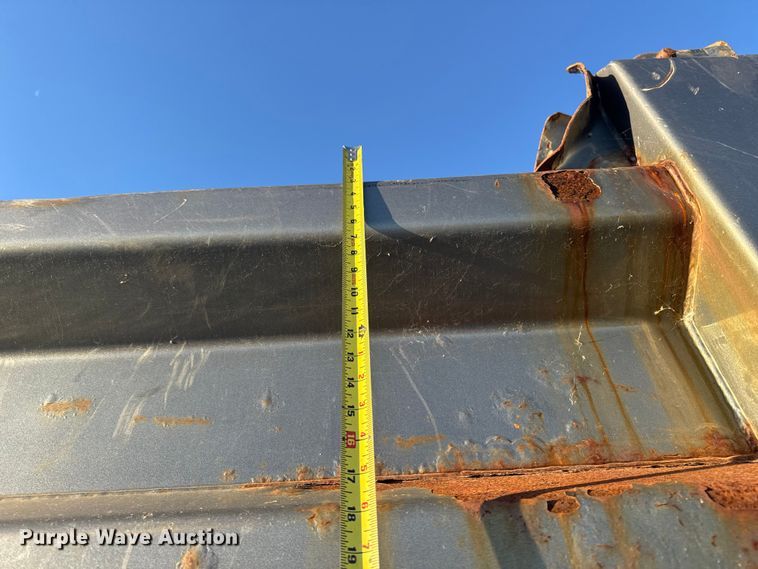 image for item EA2057 2014 Freightliner 108SD dump truck