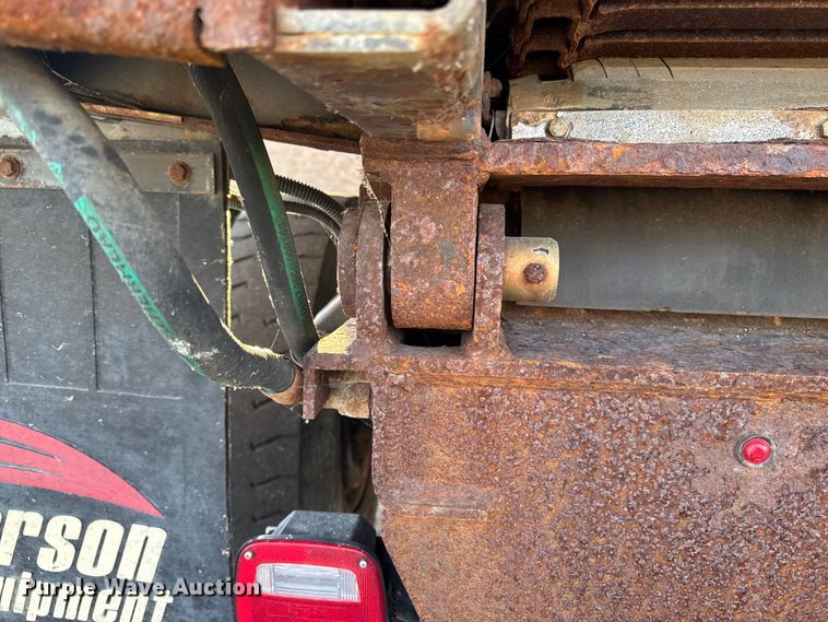 image for item EA2057 2014 Freightliner 108SD dump truck