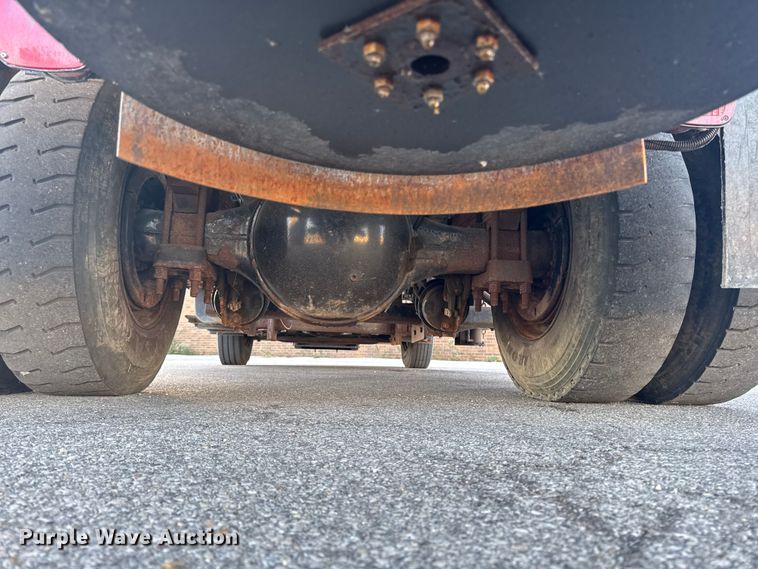 image for item EA2057 2014 Freightliner 108SD dump truck