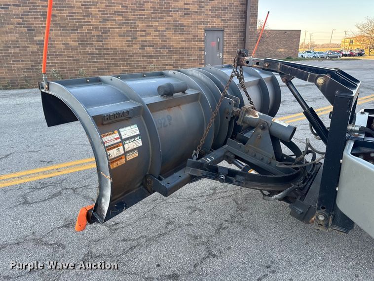 image for item EA2057 2014 Freightliner 108SD dump truck