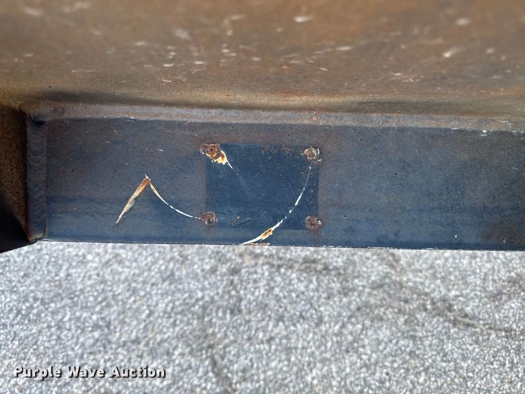 image for item EA2057 2014 Freightliner 108SD dump truck