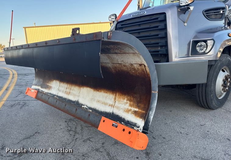 image for item EA2057 2014 Freightliner 108SD dump truck