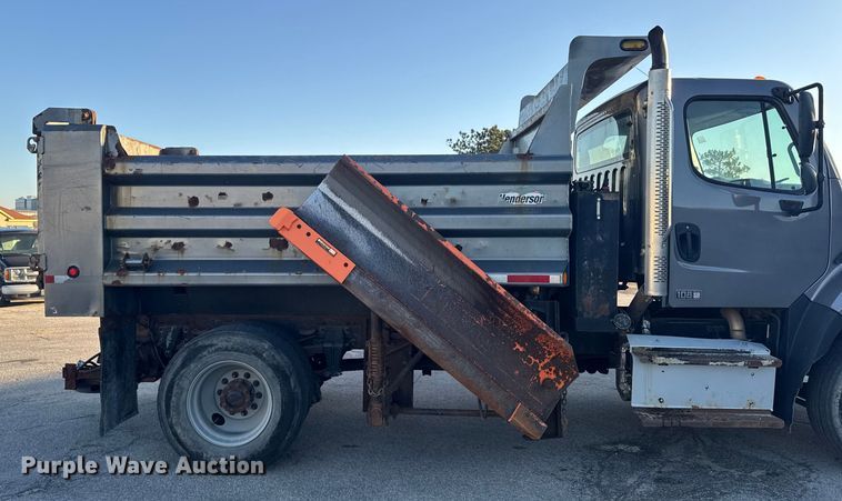 image for item EA2057 2014 Freightliner 108SD dump truck