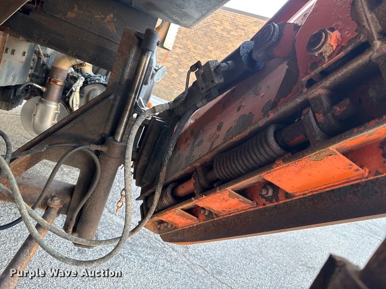 image for item EA2057 2014 Freightliner 108SD dump truck