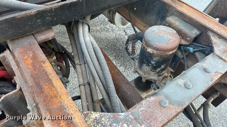 image for item EA2057 2014 Freightliner 108SD dump truck