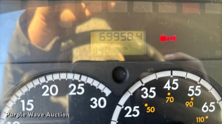 image for item EA2057 2014 Freightliner 108SD dump truck