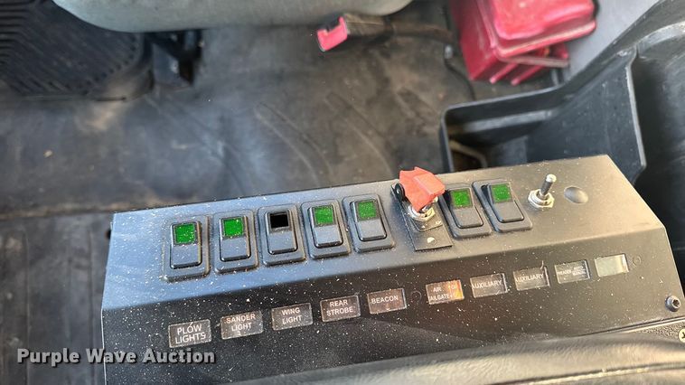 image for item EA2057 2014 Freightliner 108SD dump truck