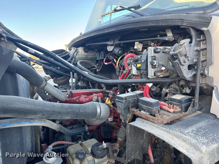 image for item EA2057 2014 Freightliner 108SD dump truck