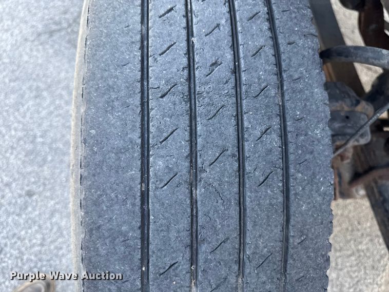 image for item EA2057 2014 Freightliner 108SD dump truck