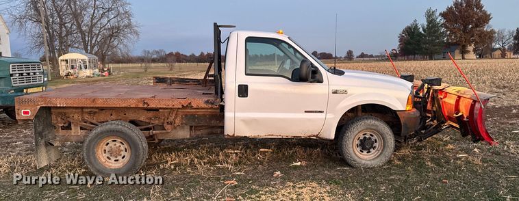 image for item EA2092 2000 Ford F350 Super Duty flatbed pickup truck