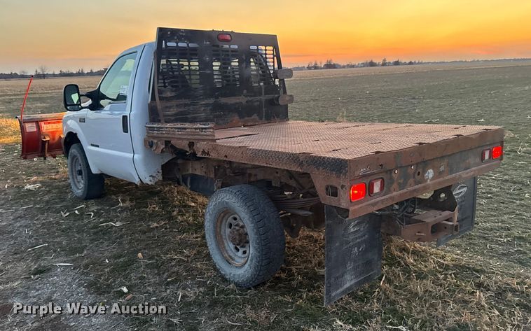 image for item EA2092 2000 Ford F350 Super Duty flatbed pickup truck