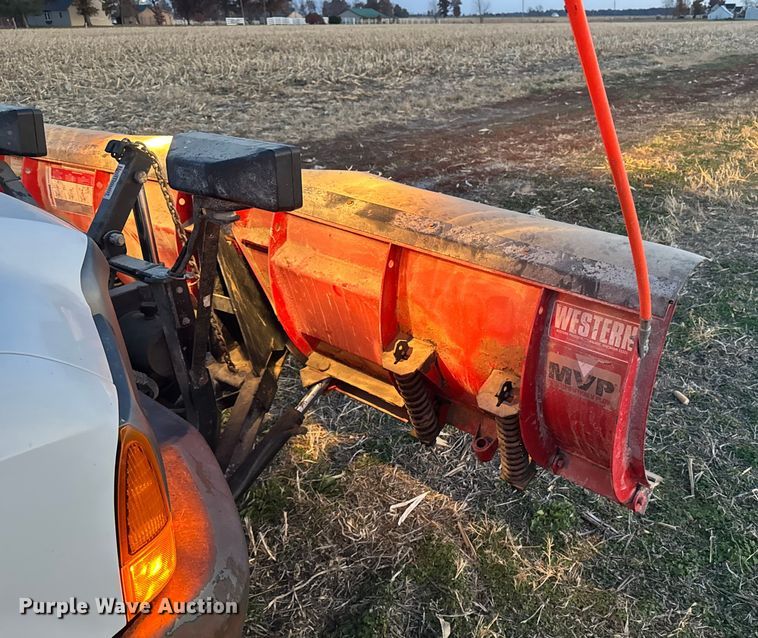 image for item EA2092 2000 Ford F350 Super Duty flatbed pickup truck