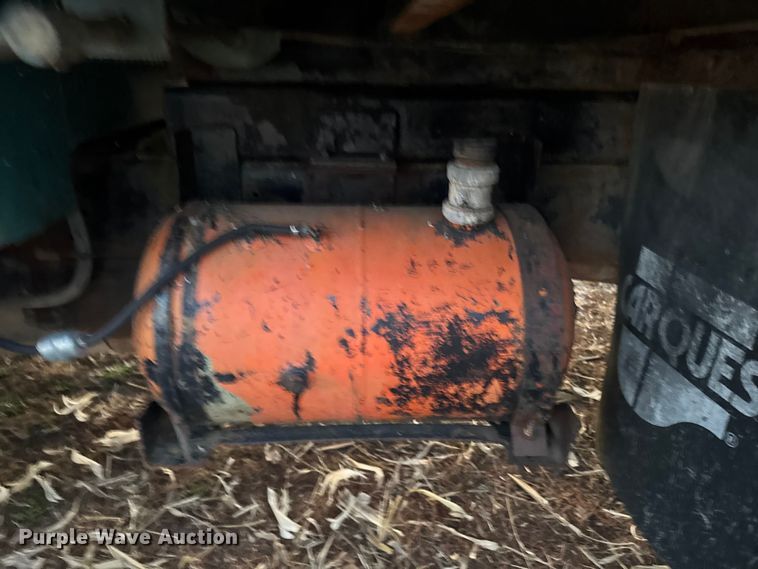 image for item EA2093 1980 Ford F700 dump truck