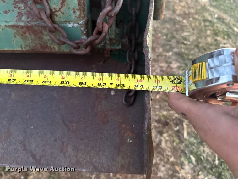 image for item EA2093 1980 Ford F700 dump truck