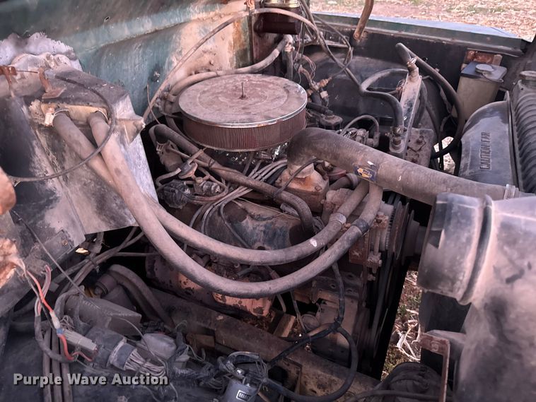 image for item EA2093 1980 Ford F700 dump truck