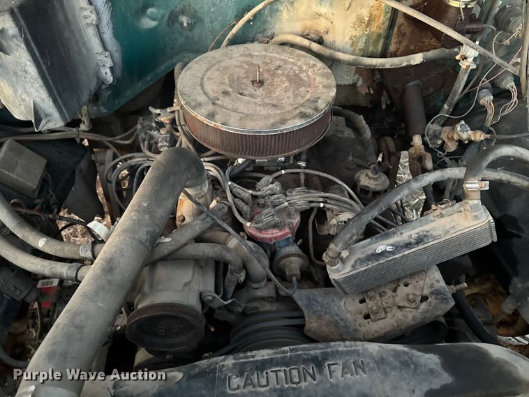 image for item EA2093 1980 Ford F700 dump truck