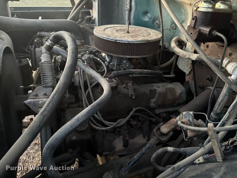 image for item EA2093 1980 Ford F700 dump truck