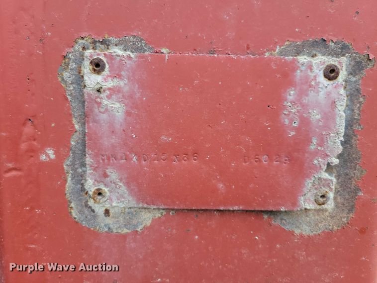 image for item EA2729 2004 International 7600 dump truck