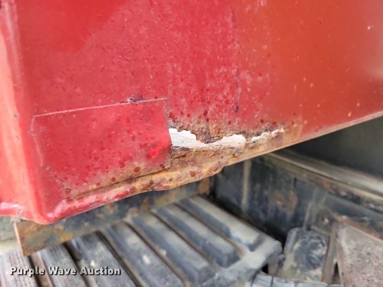 image for item EA2729 2004 International 7600 dump truck