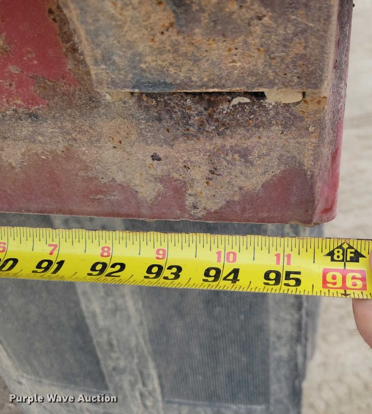 image for item EA2729 2004 International 7600 dump truck