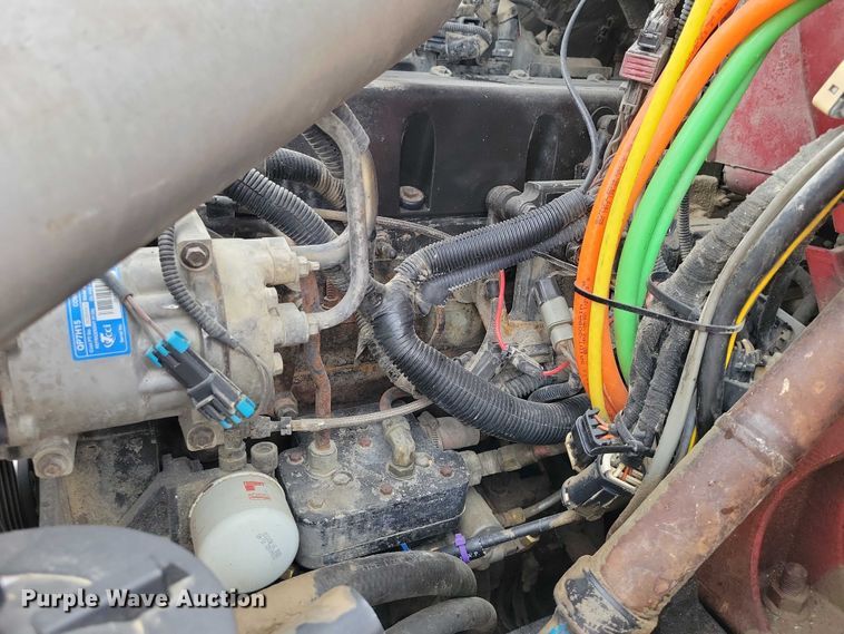 image for item EA2729 2004 International 7600 dump truck