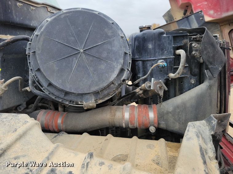 image for item EA2729 2004 International 7600 dump truck