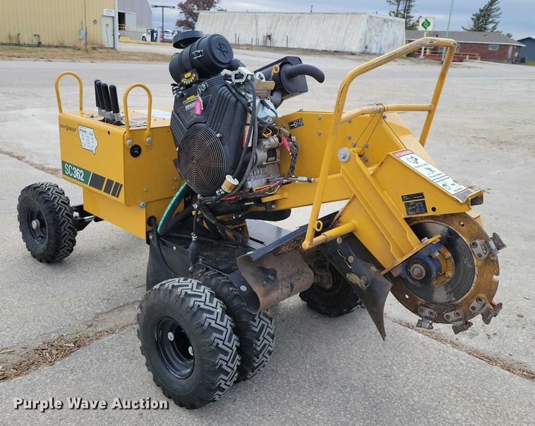 image for item EA2741 2021 Vermeer SC362 stump grinder