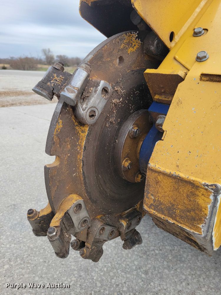 image for item EA2741 2021 Vermeer SC362 stump grinder