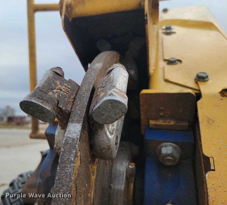 image for item EA2741 2021 Vermeer SC362 stump grinder