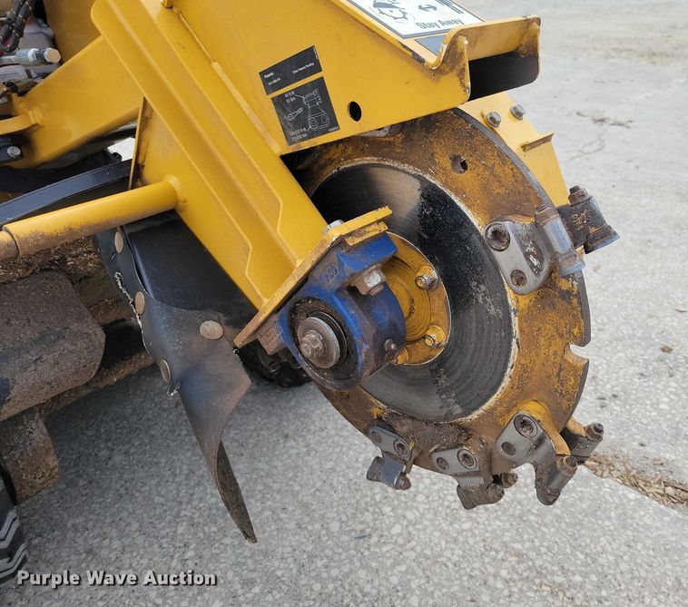 image for item EA2741 2021 Vermeer SC362 stump grinder