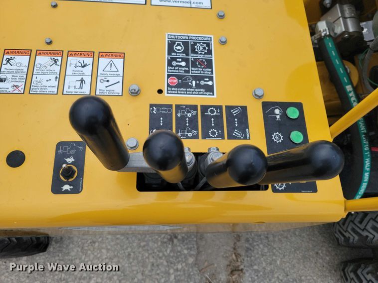 image for item EA2741 2021 Vermeer SC362 stump grinder