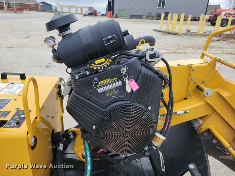 image for item EA2741 2021 Vermeer SC362 stump grinder