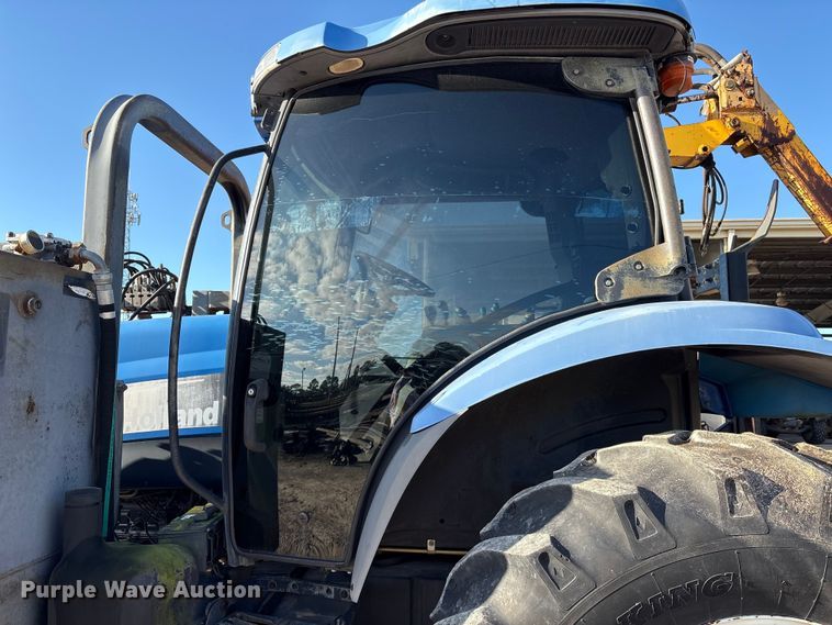 image for item EA7043 New Holland TS115A MFWD tractor