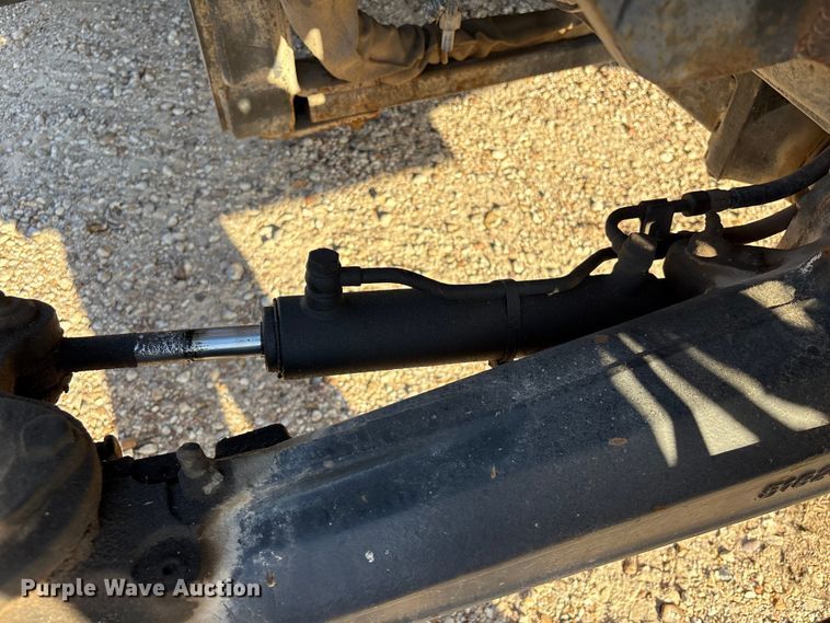 image for item EA7043 New Holland TS115A MFWD tractor