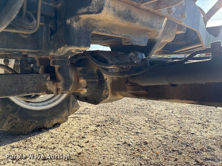 image for item EA7043 New Holland TS115A MFWD tractor