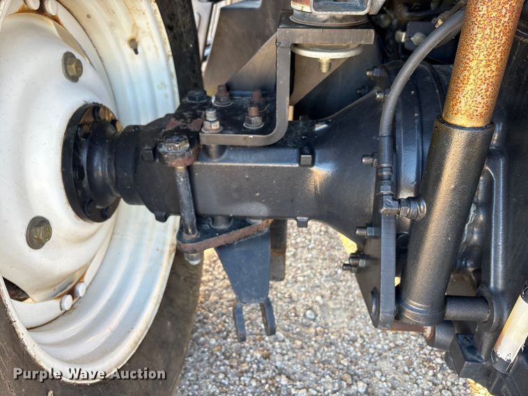 image for item EA7043 New Holland TS115A MFWD tractor