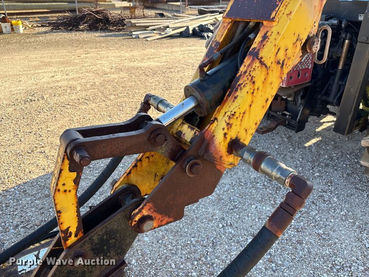 image for item EA7043 New Holland TS115A MFWD tractor