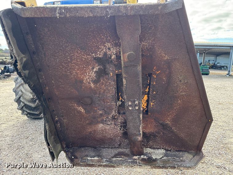 image for item EA7043 New Holland TS115A MFWD tractor