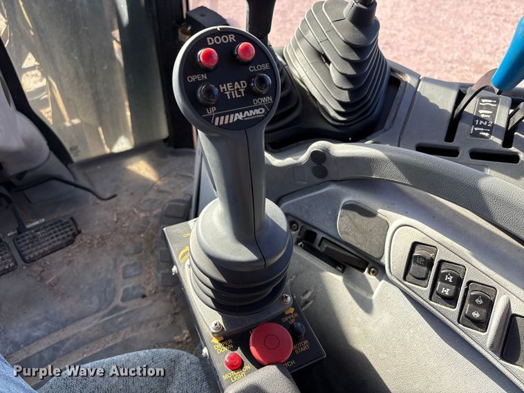 image for item EA7043 New Holland TS115A MFWD tractor