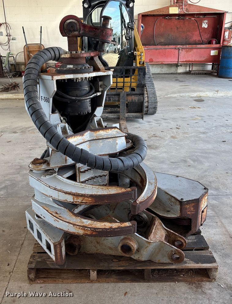 image for item EA7047 Denis Cimaf F-560 excavator felling head