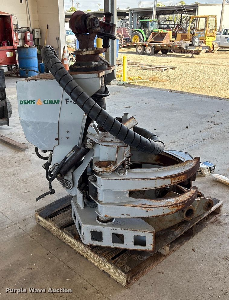 image for item EA7047 Denis Cimaf F-560 excavator felling head