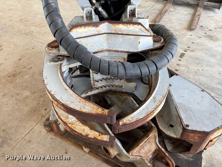image for item EA7047 Denis Cimaf F-560 excavator felling head