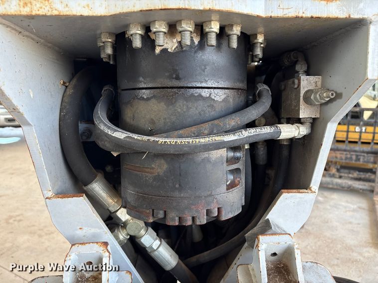 image for item EA7047 Denis Cimaf F-560 excavator felling head