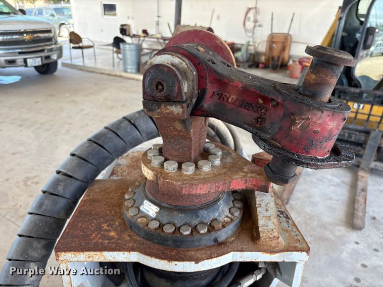 image for item EA7047 Denis Cimaf F-560 excavator felling head